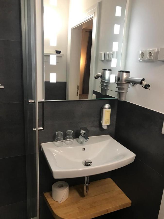 Aparthotel Walhalla ポツダム エクステリア 写真
